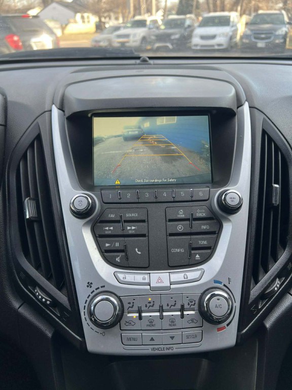 2015 Chevrolet Equinox Image 14