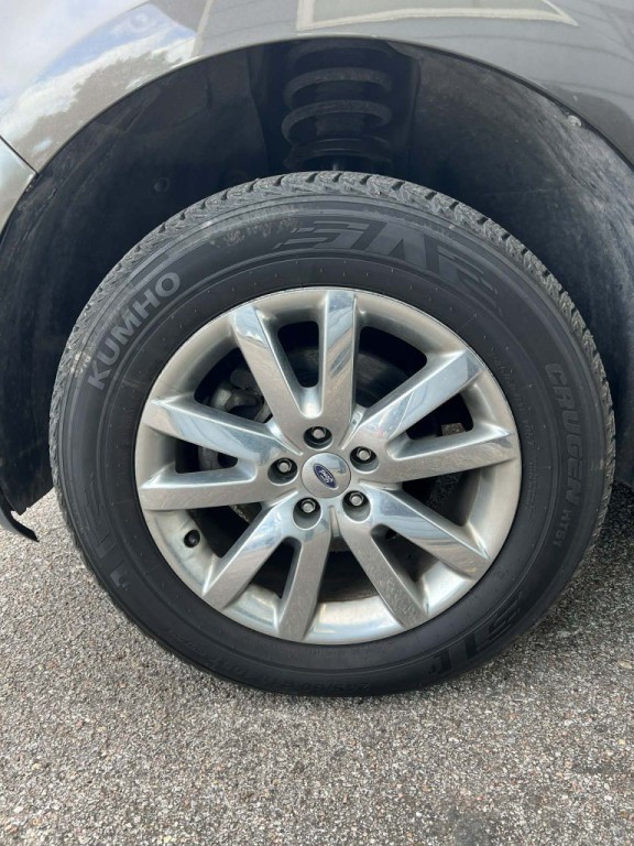 2011 Ford Edge Image 6