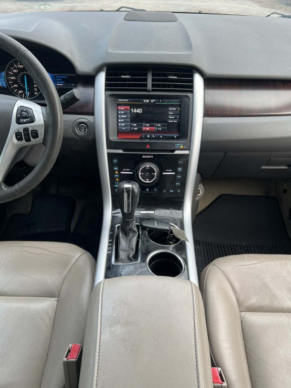 2011 Ford Edge Image 13