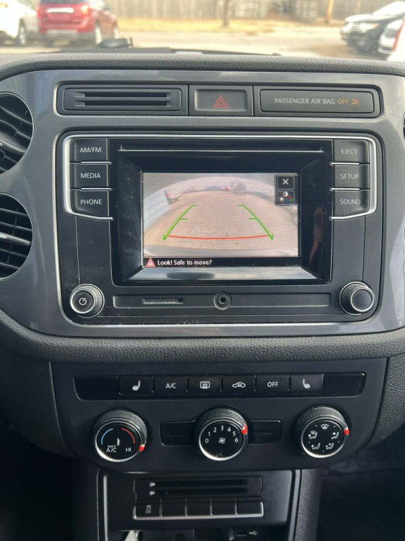 2016 Volkswagen Tiguan Image 14