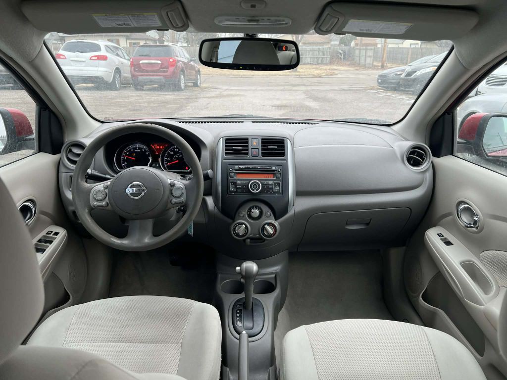 2013 Nissan Versa Image 12
