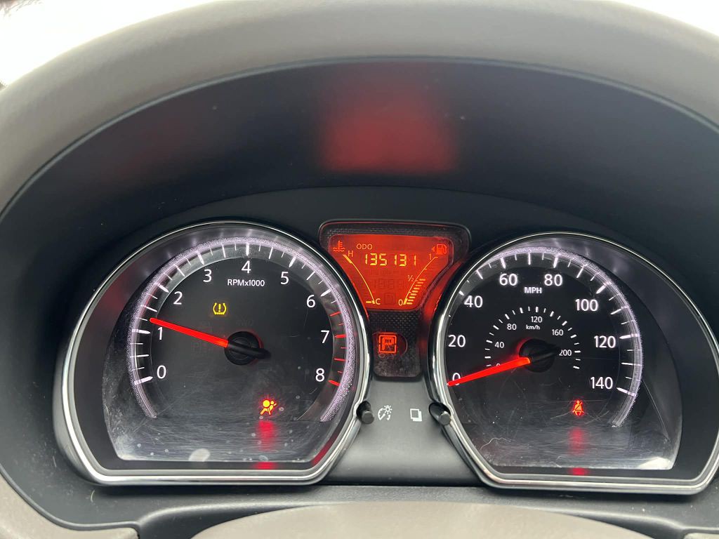 2013 Nissan Versa Image 14