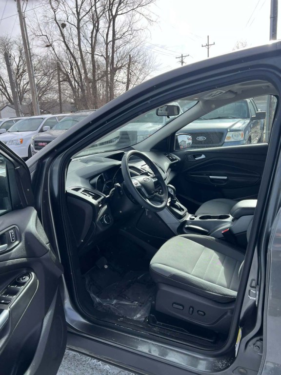2015 Ford Escape Image 9