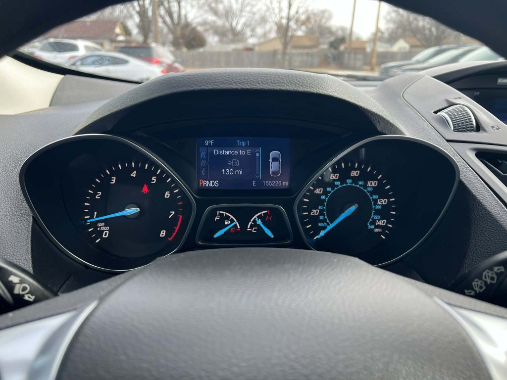 2015 Ford Escape Image 16
