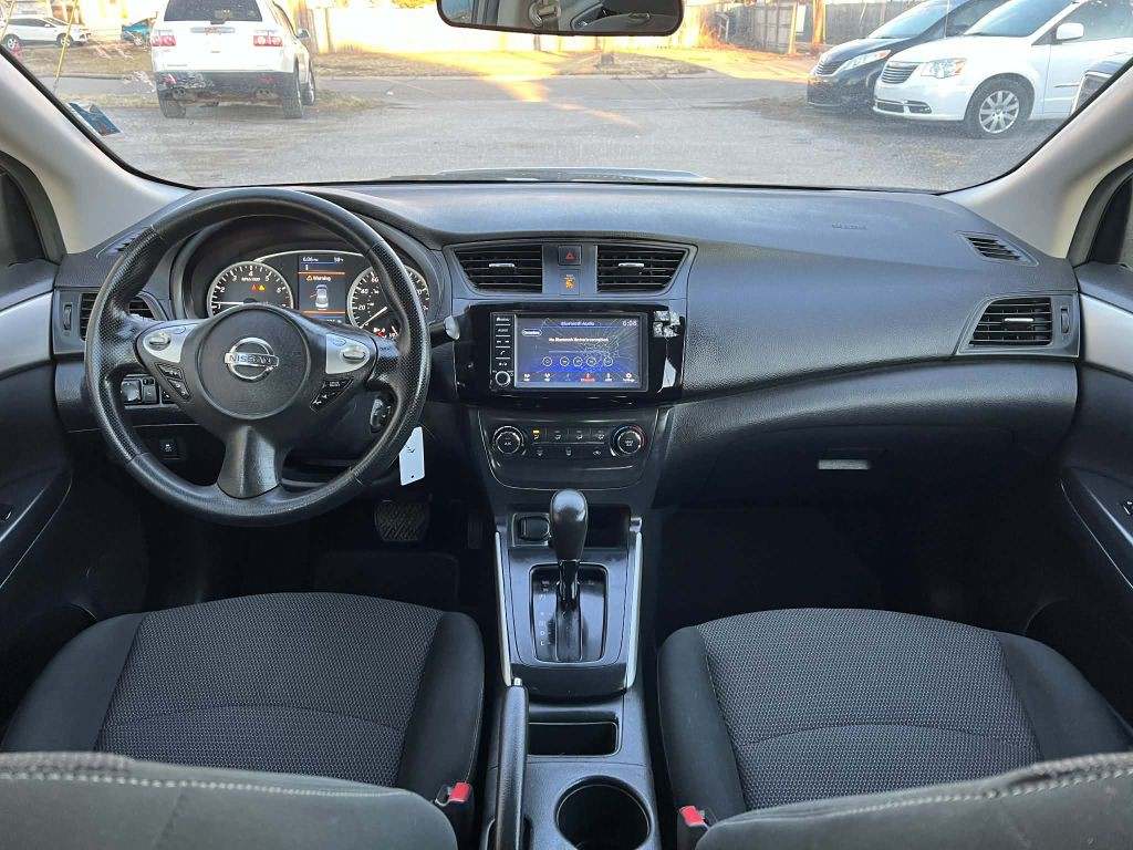 2019 Nissan Sentra Image 12