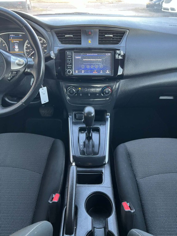 2019 Nissan Sentra Image 13