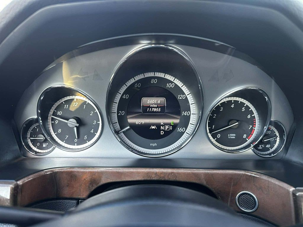 2013 Mercedes-Benz E-Class Image 14