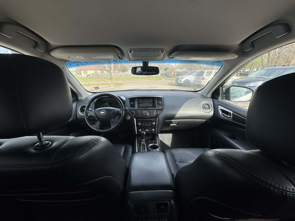 2013 Nissan Pathfinder Image 12