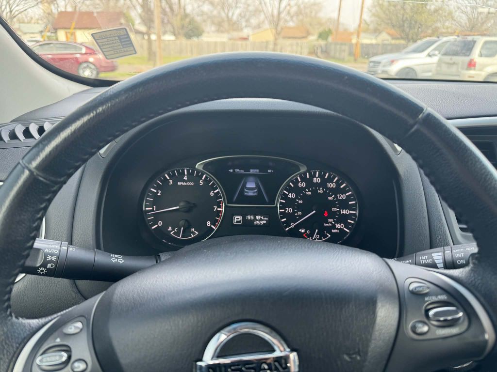 2013 Nissan Pathfinder Image 17