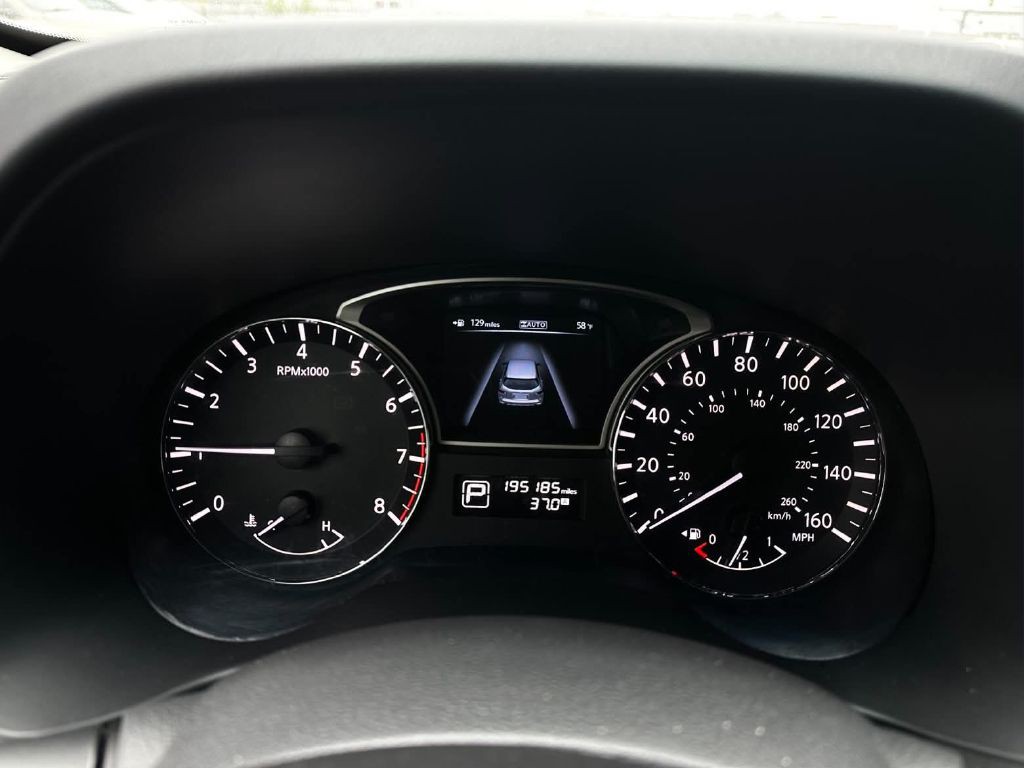 2013 Nissan Pathfinder Image 15