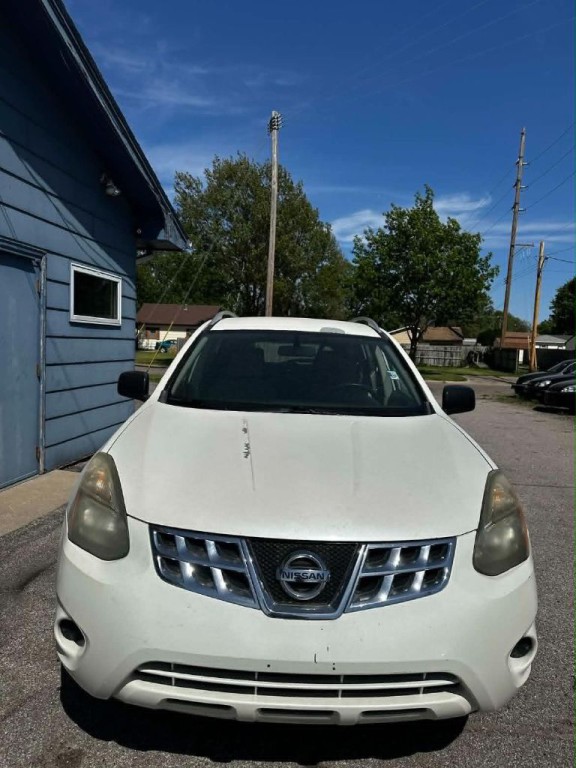 2014 Nissan Rogue Image 2