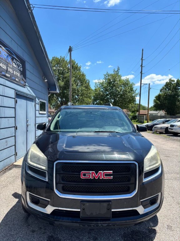 2013 GMC Acadia Image 2