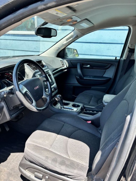 2013 GMC Acadia Image 6