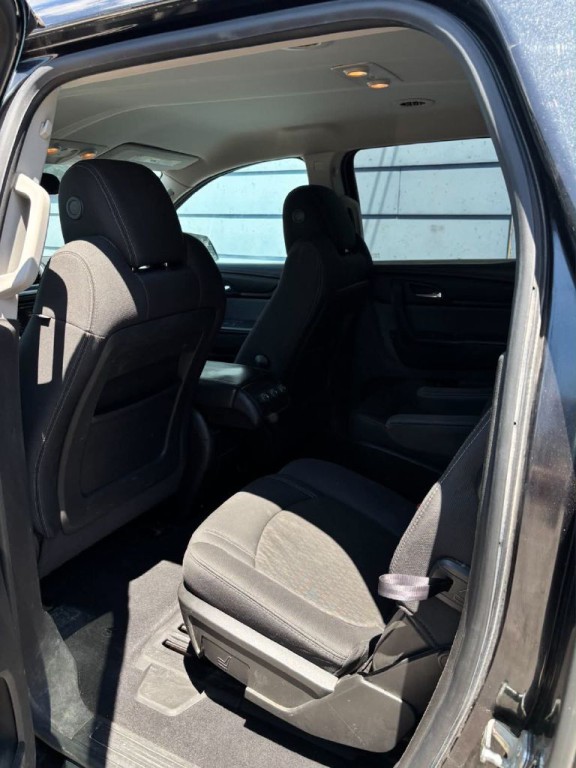 2013 GMC Acadia Image 7