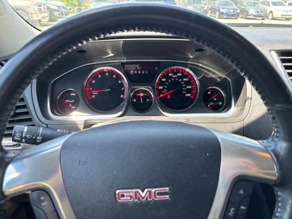 2013 GMC Acadia Image 13