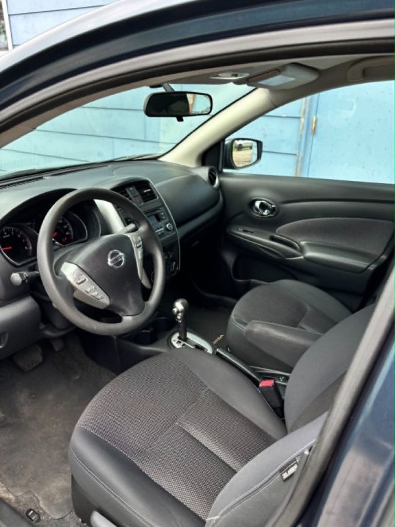 2015 Nissan Versa Image 6