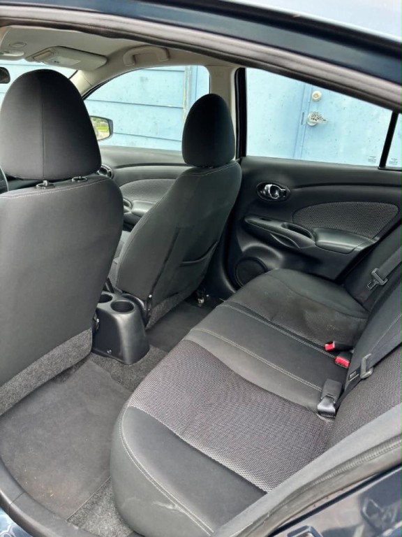 2015 Nissan Versa Image 7