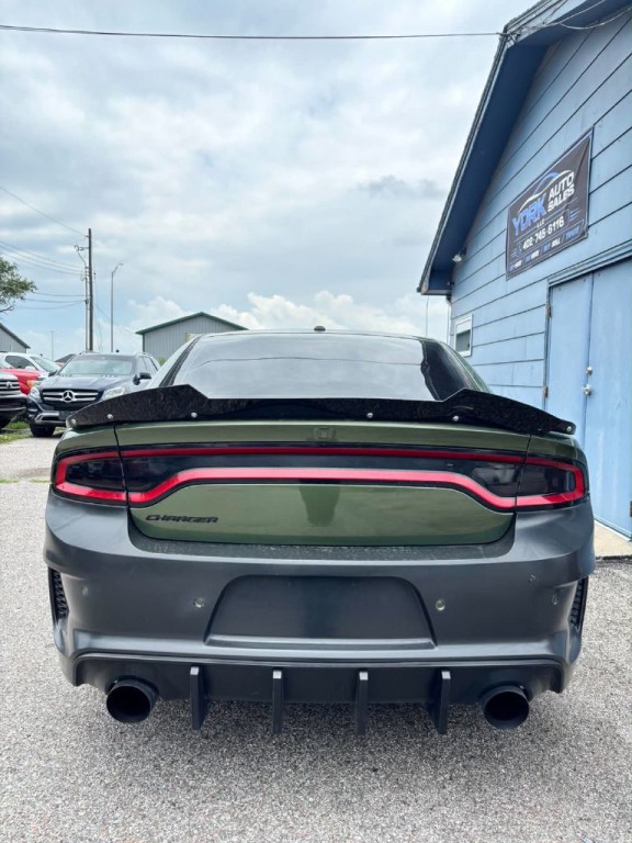 2021 Dodge Charger Image 4
