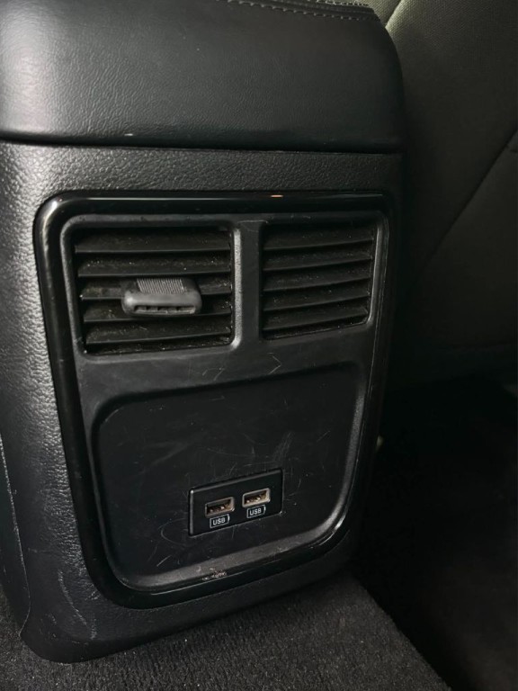 2021 Dodge Charger Image 9
