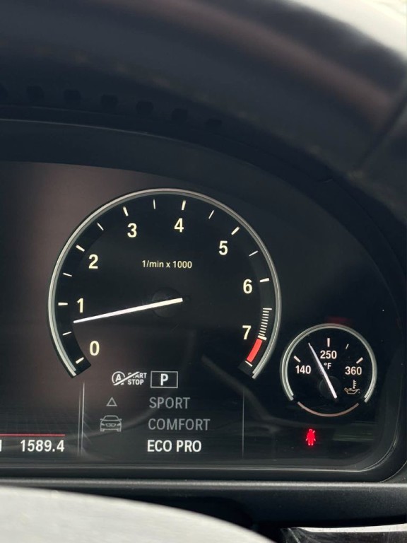 2013 BMW 5 Series Image 16