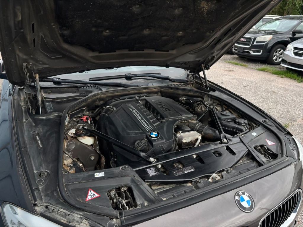 2013 BMW 5 Series Image 18