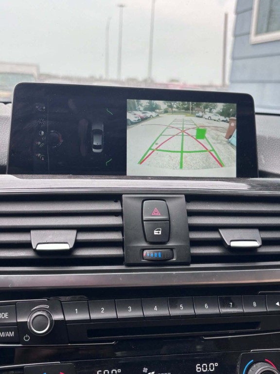 2017 BMW 3 Series Image 11