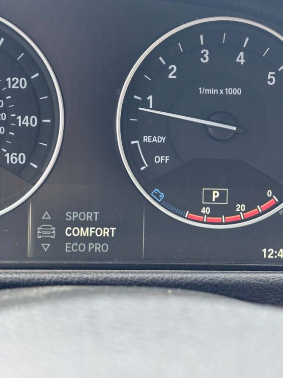 2017 BMW 3 Series Image 13