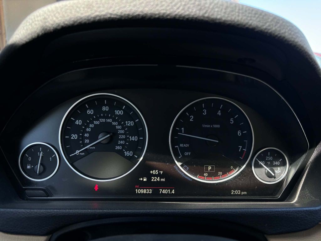 2017 BMW 3 Series Image 14