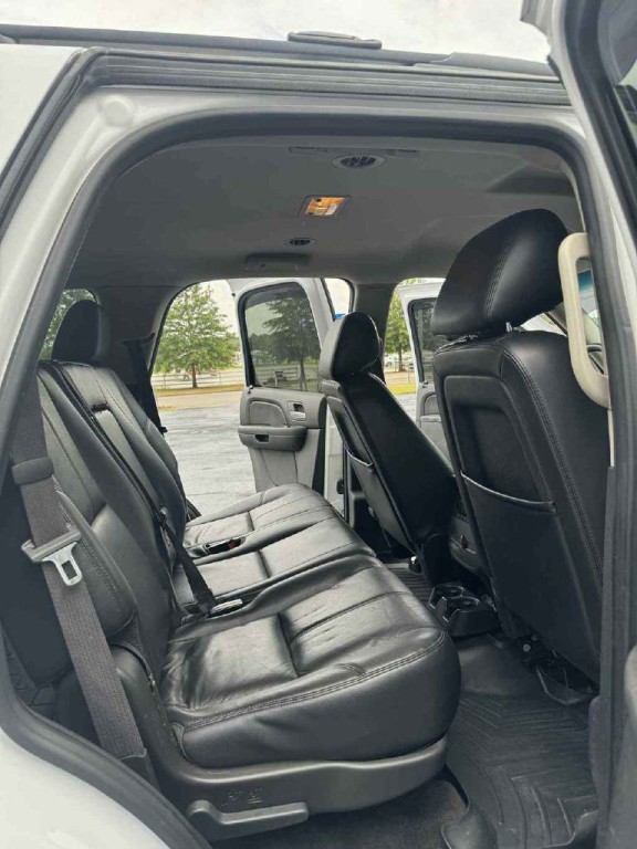 2013 Chevrolet Tahoe Image 4
