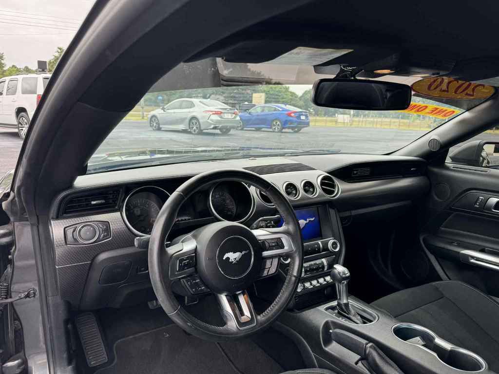 2020 Ford Mustang Image 5