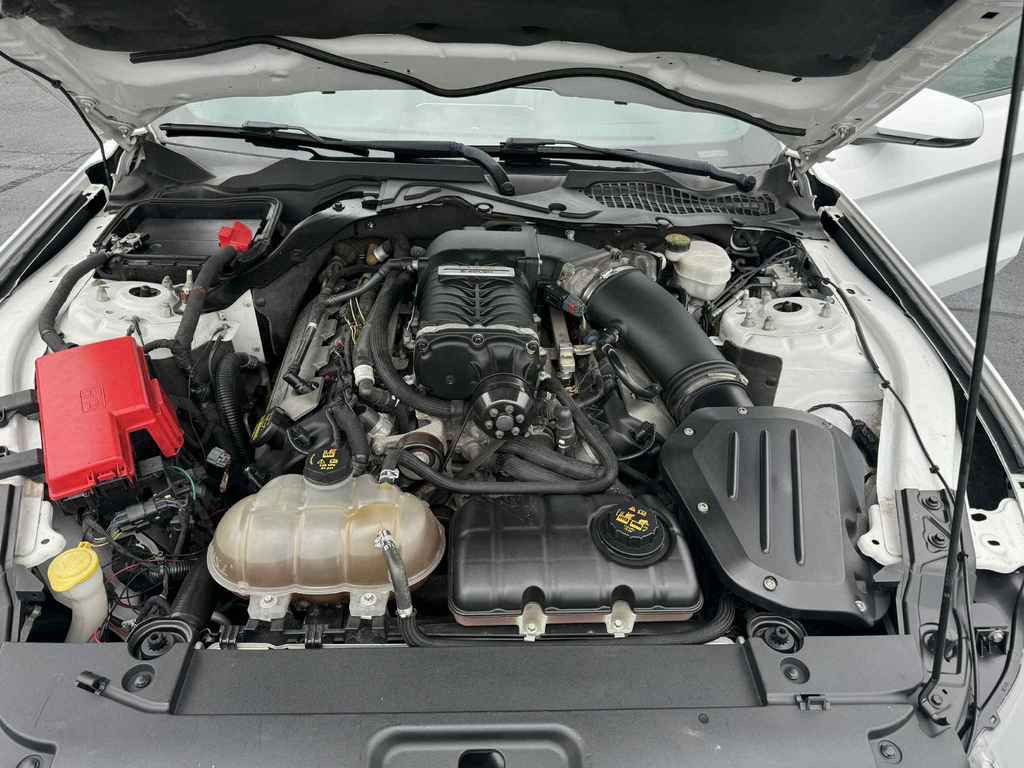 2015 Ford Mustang Image 4