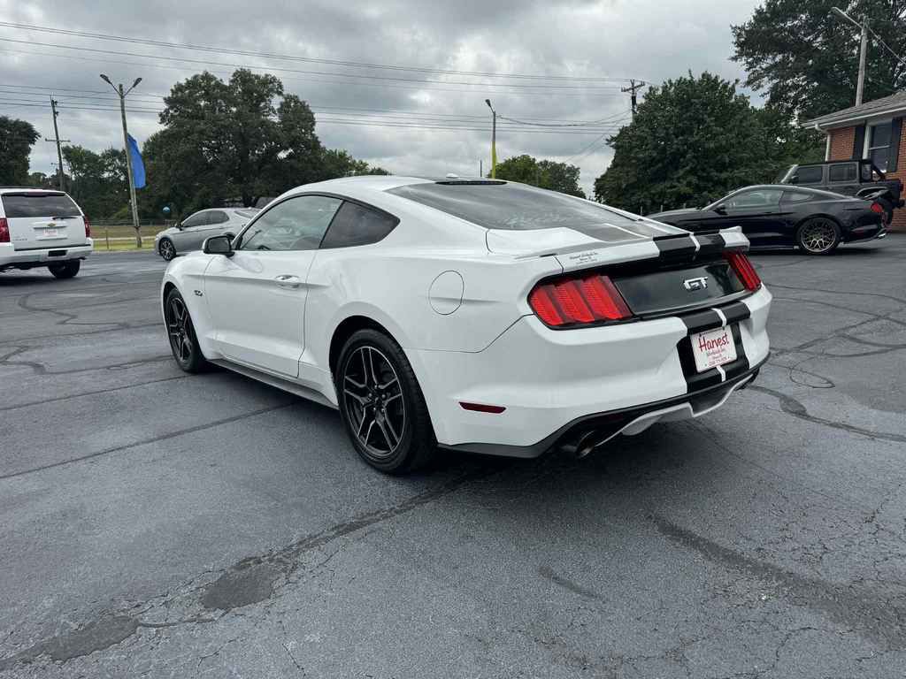 2015 Ford Mustang Image 12