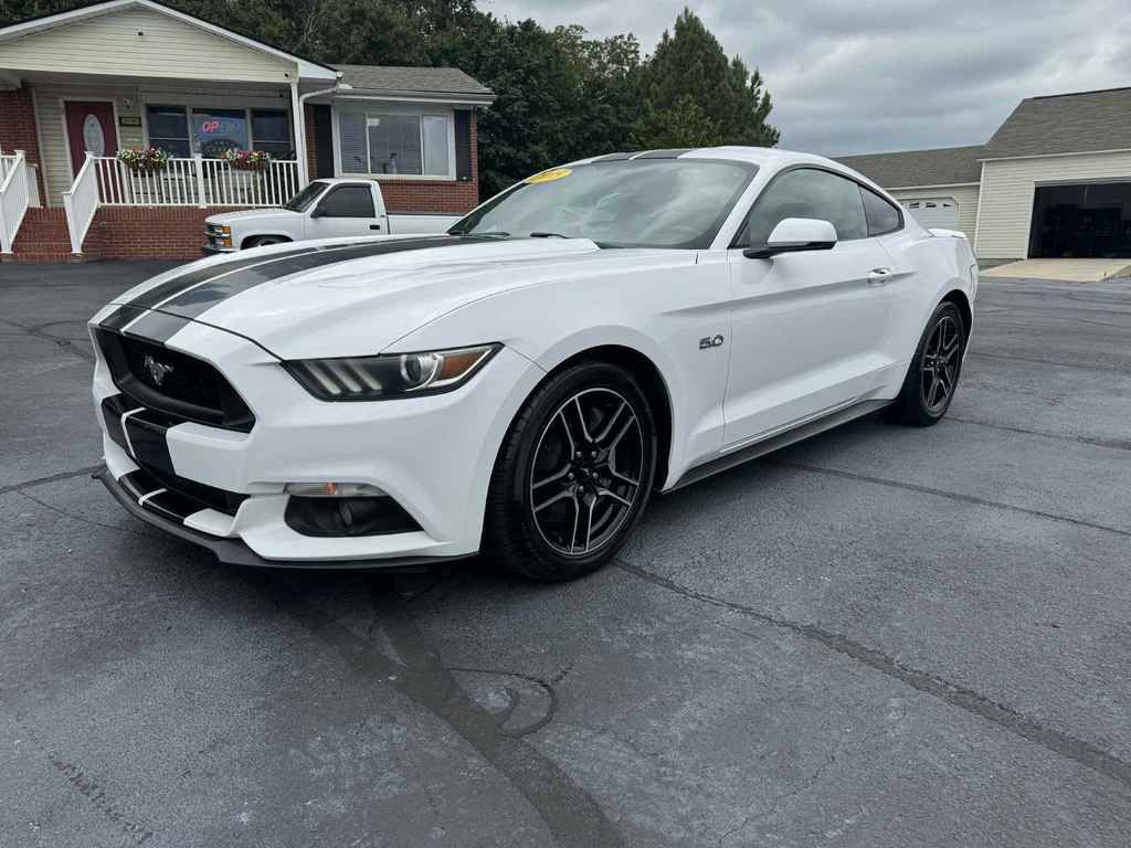 2015 Ford Mustang Image 14