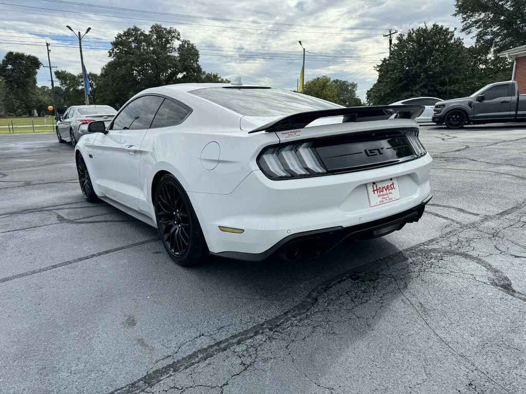 2021 Ford Mustang Image 12