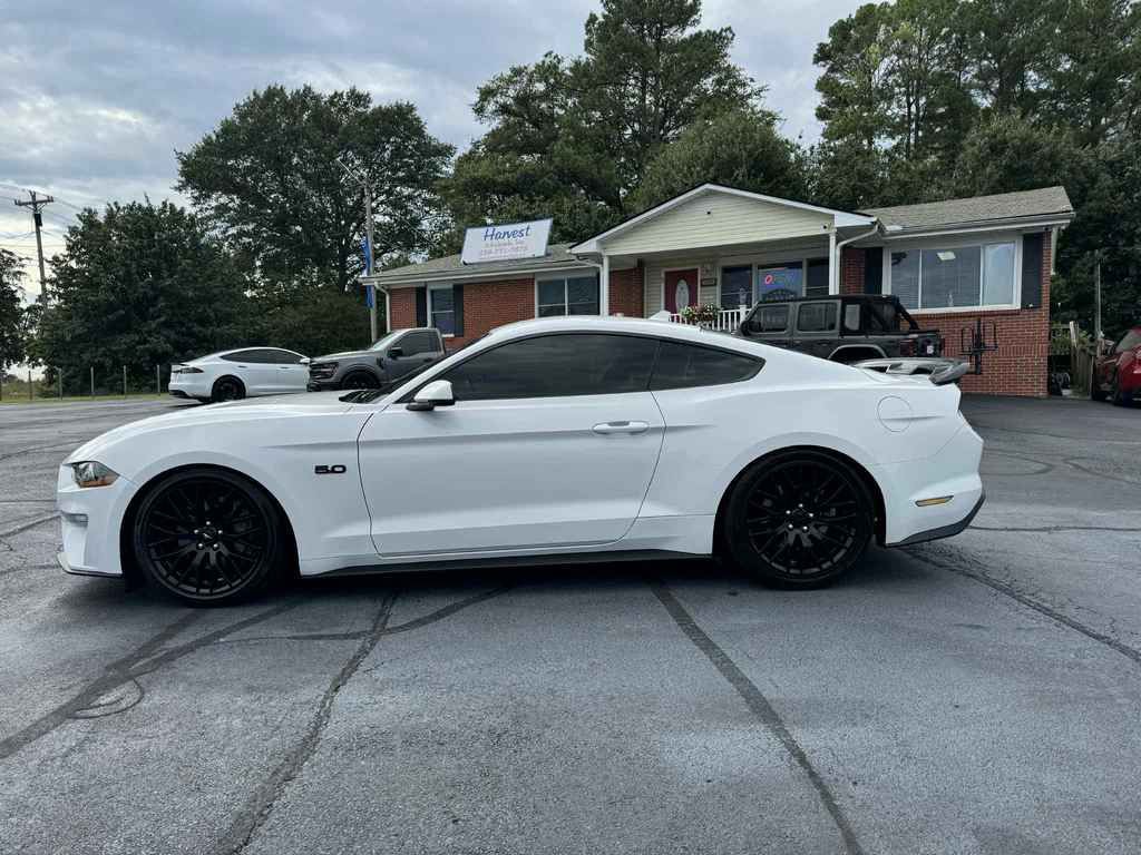 2021 Ford Mustang Image 13