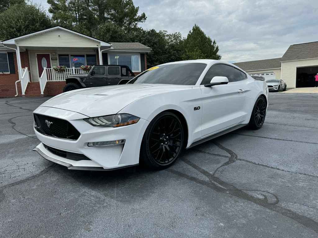 2021 Ford Mustang Image 14