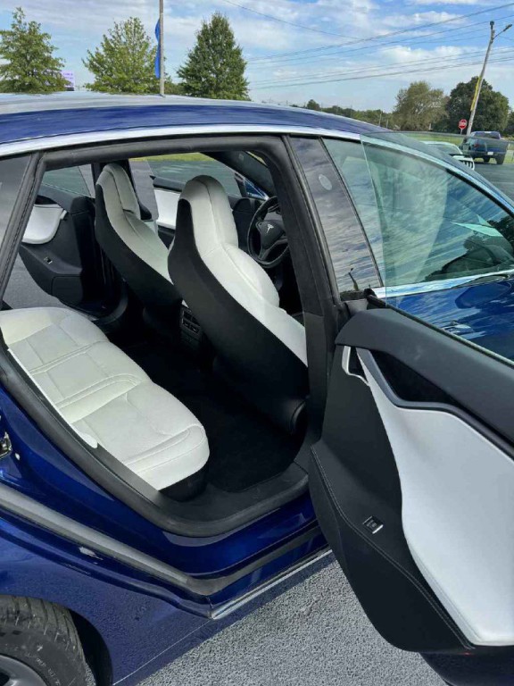 2019 Tesla Model S Image 5