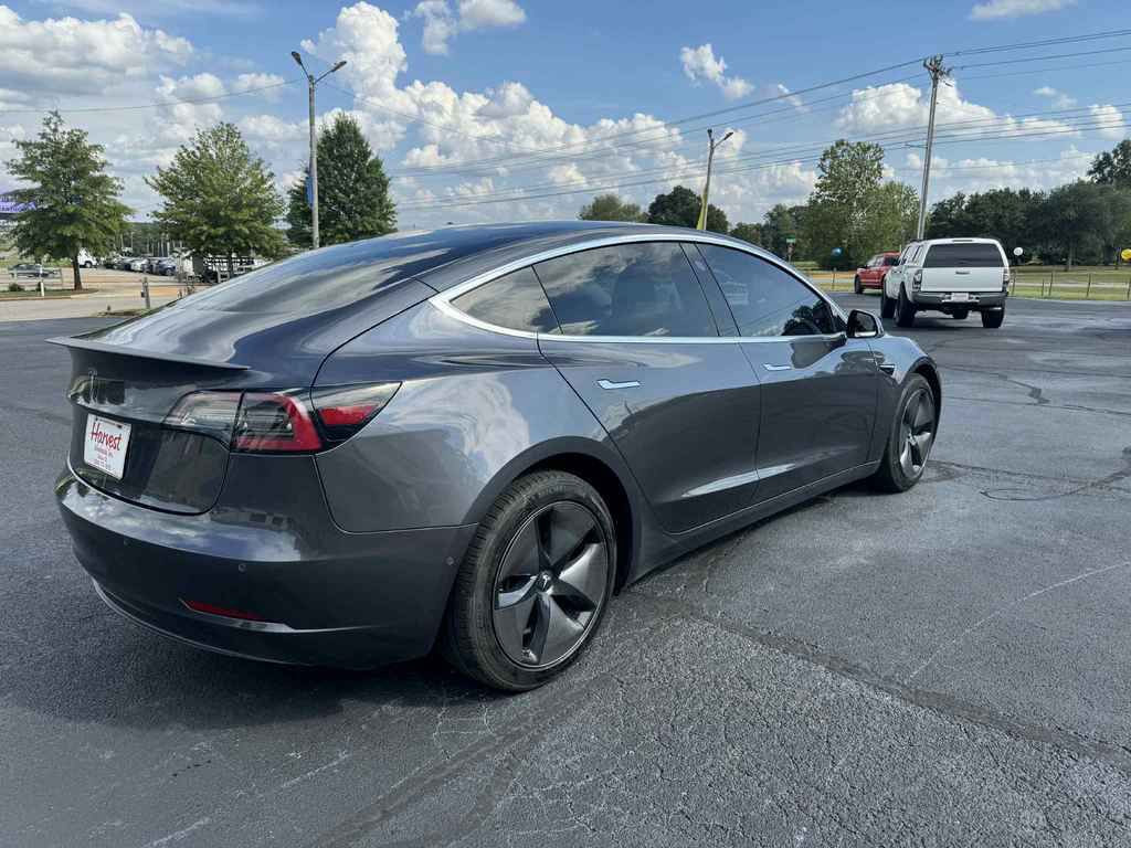 2018 Tesla Model 3 Image 4
