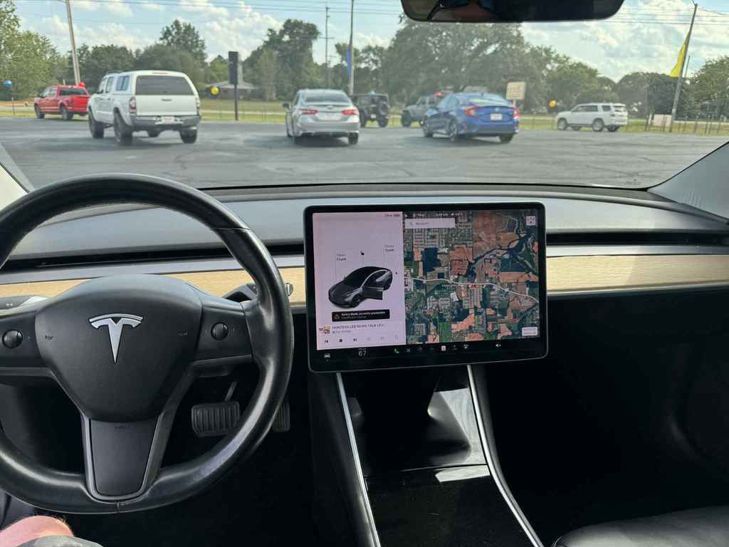 2018 Tesla Model 3 Image 13