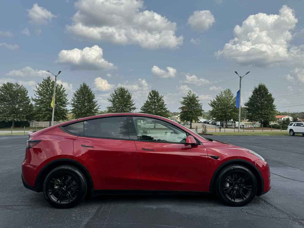 2022 Tesla Model Y Image 4