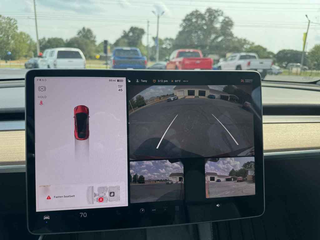 2022 Tesla Model Y Image 15