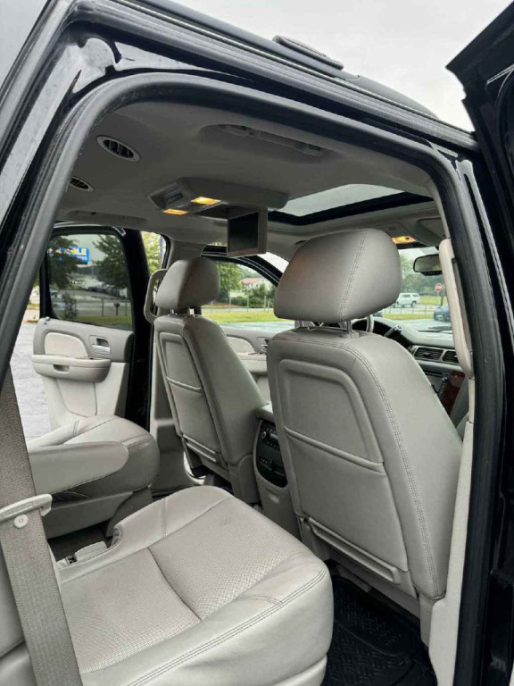 2012 Chevrolet Tahoe Image 4