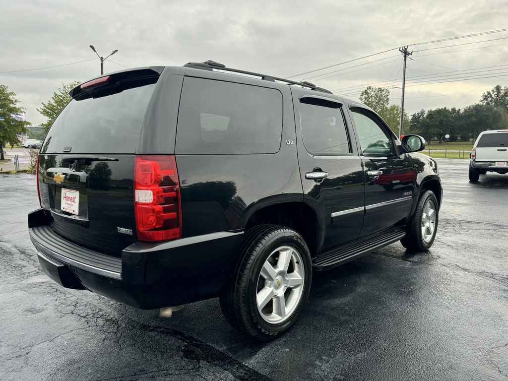 2012 Chevrolet Tahoe Image 11