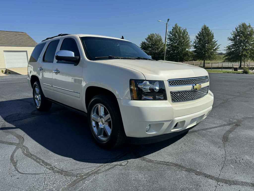 2013 Chevrolet Tahoe Image 8