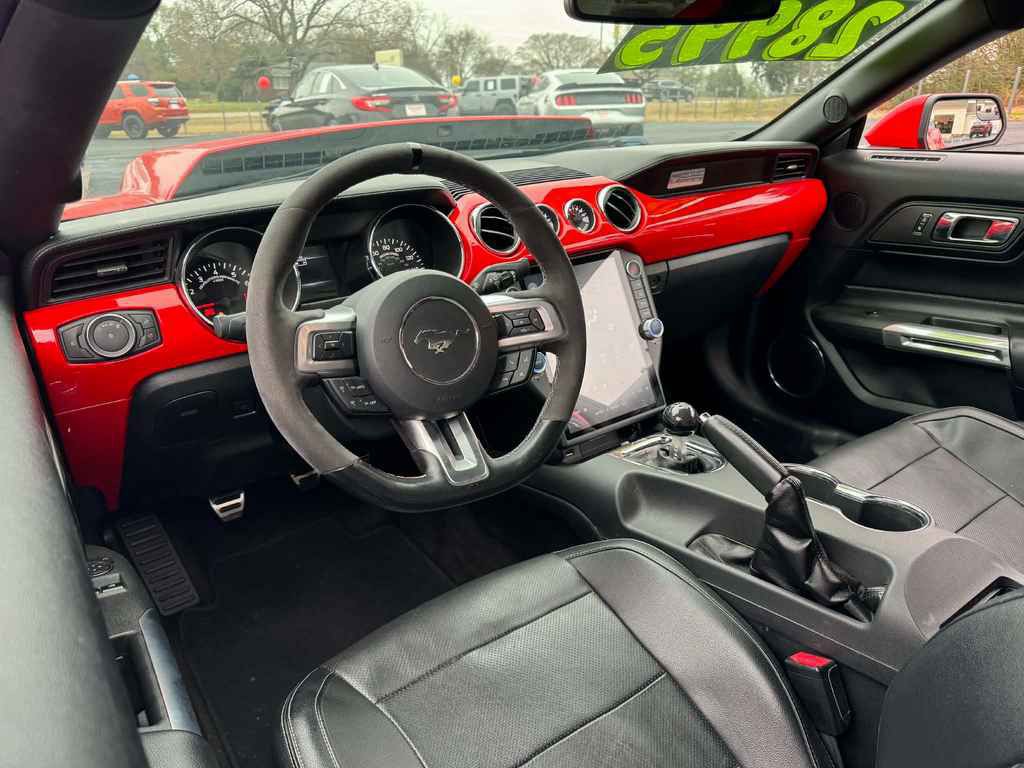 2020 Ford Mustang Image 5