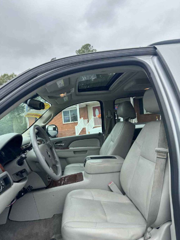 2013 Chevrolet Tahoe Image 8