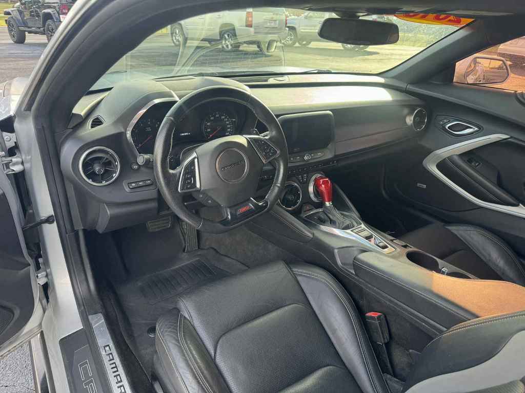 2016 Chevrolet Camaro Image 4