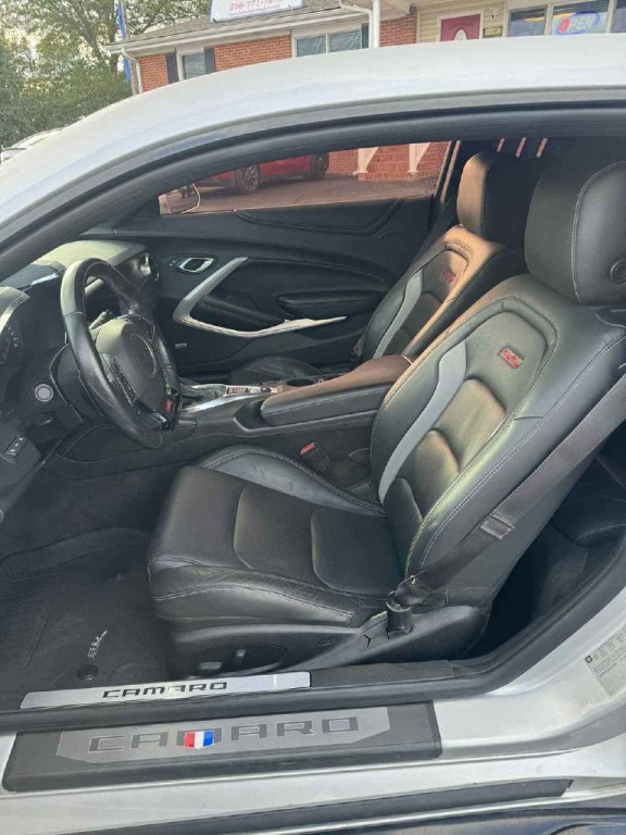 2016 Chevrolet Camaro Image 6