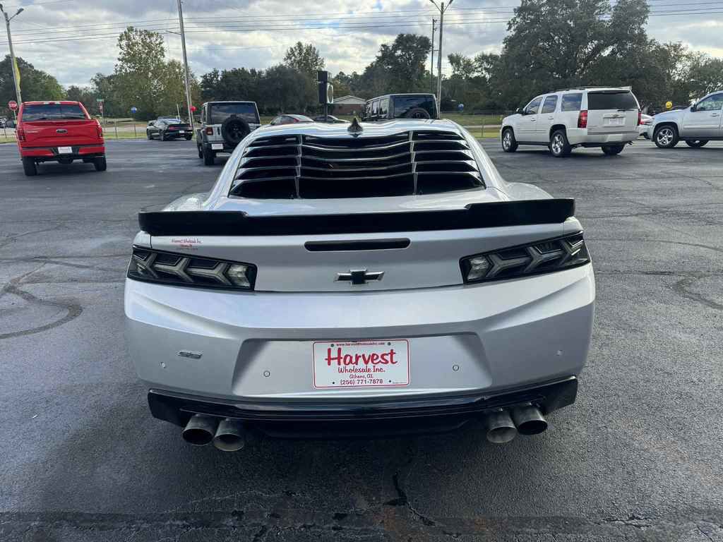 2016 Chevrolet Camaro Image 10