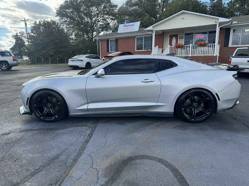 2016 Chevrolet Camaro Image 12